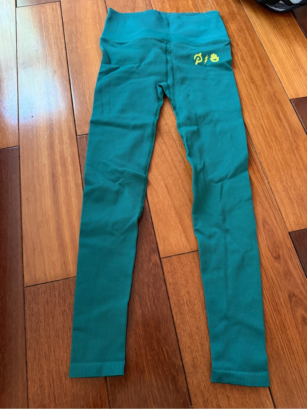 Peloton Teal Ribbed Leggings with Yellow Logo